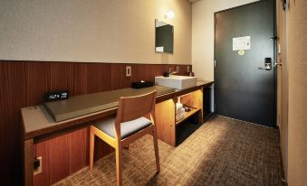 ＆HOTEL HAKATA