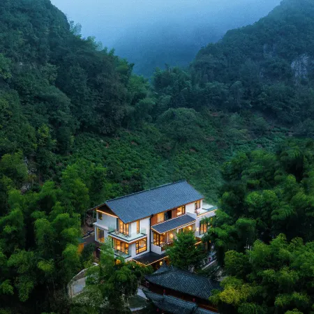 Yixi Shanfang Homestay (Yuxian Shuimo Tingxi Scenic Area)