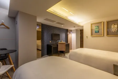 Ren Mei Fashion Hotel