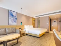 Starway Hotel (Shangqiu Minquan North Station) Hotels in Minquan