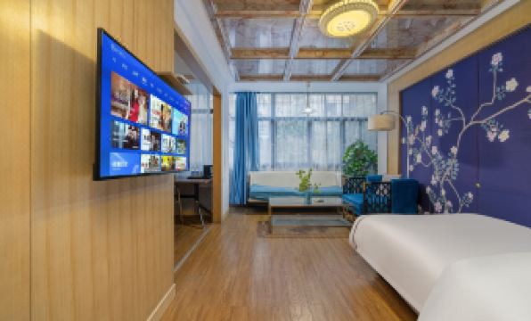 Hangzhou Yue Boutique Hotel (Longhu Zijing Tianjie Sandun Subway Station)