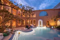 Shangri La Flowers · And You Designer Homestay