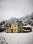 鄧村小閑山居民宿 Отели рядом с достопримечательностью «Старший Лаос Трех Ущелий»