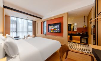 CITY LIGHT Designer Boutique Hotel.