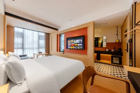 CITY LIGHT Designer Boutique Hotel.