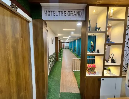 Hotel The Grand Near Maninagar Railway Station Ahmedabad