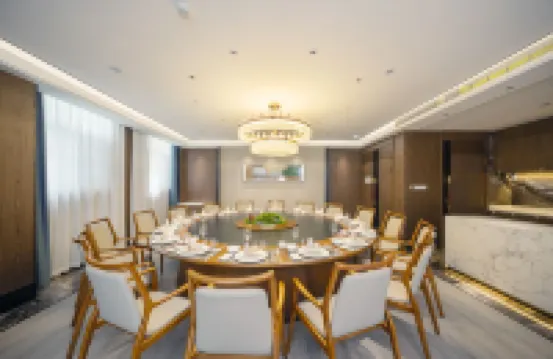 랑시 융리 위즈덤 호텔