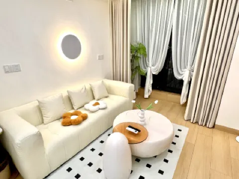 Taiguli Shimeng Homestay (Dongge Road) Hotels near Guangxi Vocational College of Water Resources and Electric Power (Changgang Campus)