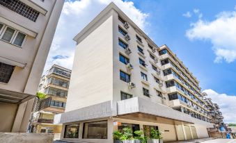 Yue City Hotel (Guangzhou Railway Station Xicun Subway Station)