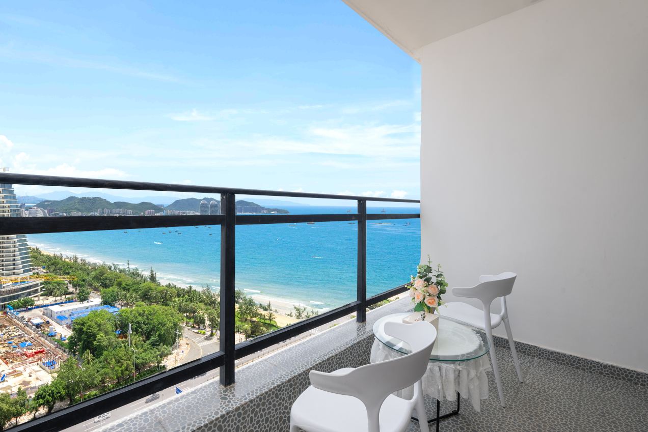 Sanya · Haiyun Xiju · Seaview Leisure Vacation Apartment (Coconut Dream Corridor Haiyue Plaza)