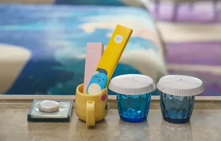 Rezen Dong Hotel (Chongqing Guanyinqiao)