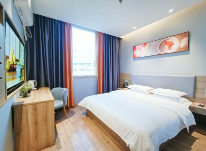 Pai Hotel (Guang'an Siyuan Square Branch)