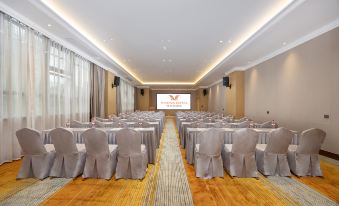 Vienna Hotel (Zhenfeng Branch)
