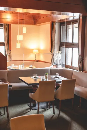 PLAZA INN Recklinghausen Отели рядом с достопримечательностью «Engelsburg»