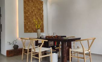 Daxin Mingshi Qiuhe Hotel