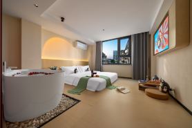 My Neighbor Totoro Fairy Hotel (Nanjing South Railway Station,Shengtai Road Subway Station Branch)