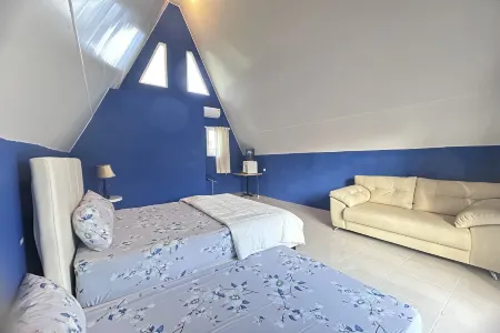 Annet Homestay Yogyakarta Отели в г. Sleman