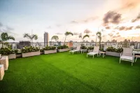 Aston Rubi City Suites