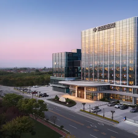 LIYU LAKE INTERNATIONAL HOTEL