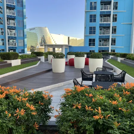 Luxury 1 Bedroom Manila BaySunset Airports Okada Solaire MOA with Parking