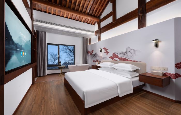 The eighteen room