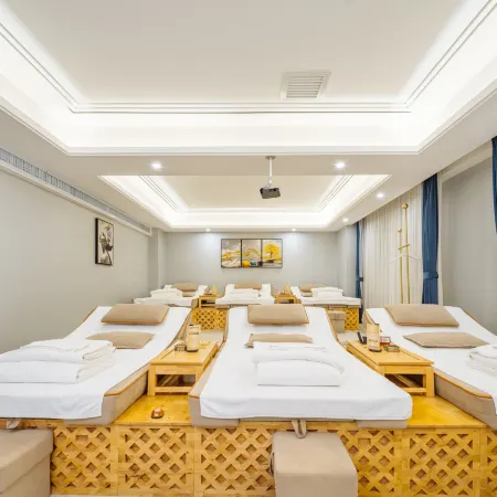 Qujing jinqiao Hotel (Dahuaqiao Park)