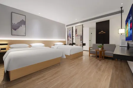 GELI Hotel (Nanning East Railway Station South Square) Отели рядом с достопримечательностью «Guangxi Health Vocational and Technical College»