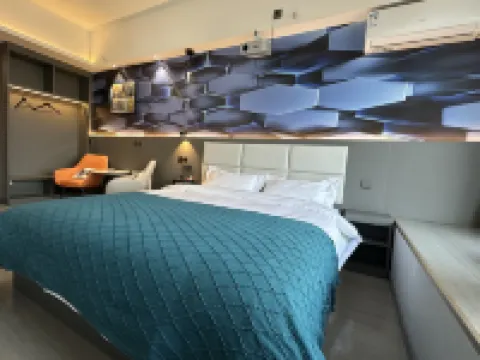 Qin Mengli Hotel (Shaanxi International Business College Branch)