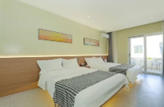 Sanya Haiyunyang Pool Luxury Homestay (West Island Branch)