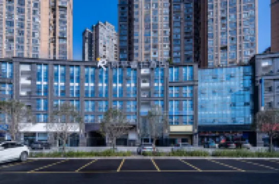 โรงแรมเรเซน เซเลคท์ หย่าอัน