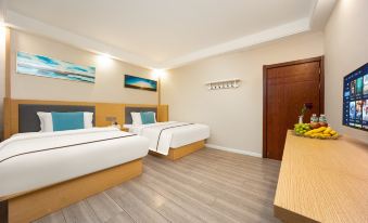 Zhenxiong Svit Theme Hotel