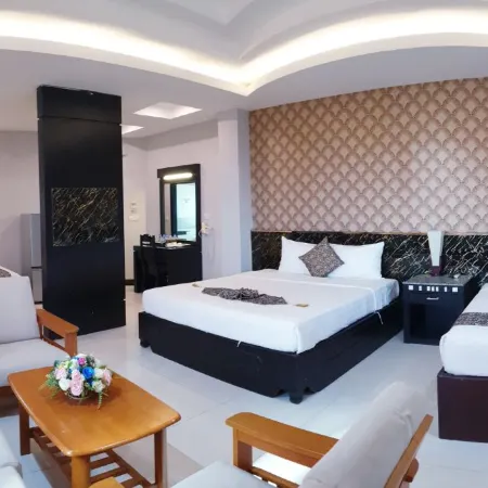Rock Royal Hotel & Resort