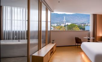 CLOUDS Yun Chain Hotel (Mile Shangyi Huquan Ecological Park)