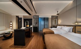 Chengdu Taikoo Li Xunyin Hot Spring Villa