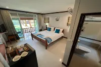 Baan Nam Pen Resort Hotels in Damnoen Saduak District
