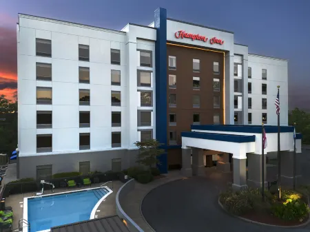 Hampton Inn Birmingham I-65/Lakeshore Drive Отели рядом с достопримечательностью «Университет Самфорд»