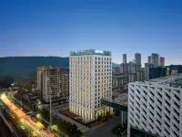 우한 광학밸리 기술 전시센터 전시 호텔 구봉(주펑) 삼림동물원 주변 호텔