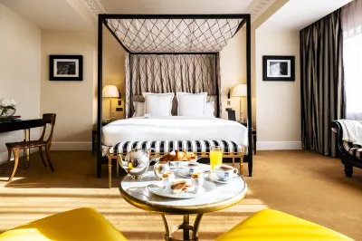 Hôtel de Berri Champs-Élysées, a Luxury Collection Hotel, Paris Hotels in Paris