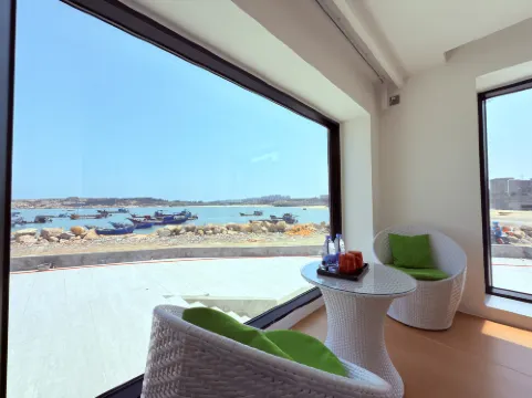 Pingtan Blue Bay Yadu Homestay (Longwangtou Beach Store)