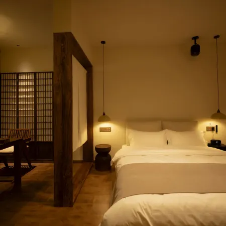 Zhen.Shanju.Hotel