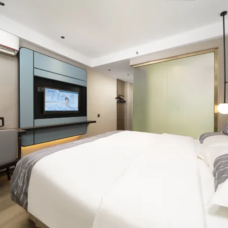 Yestour Hotel (Guigang Pingnan Government Center Shopping Plaza)