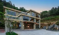 LongSen Valley Inn Hotel in zona Taihe Cave