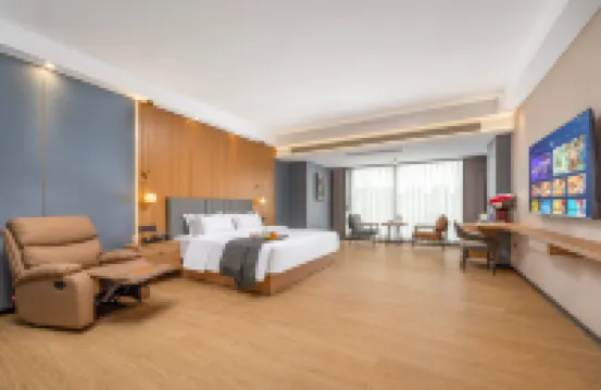 Guilin Yachne· Landscape Mirror Hotel (Guilin Railway Station and the Mixc mall Branch)