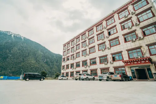 Bomi yuhai Hotel