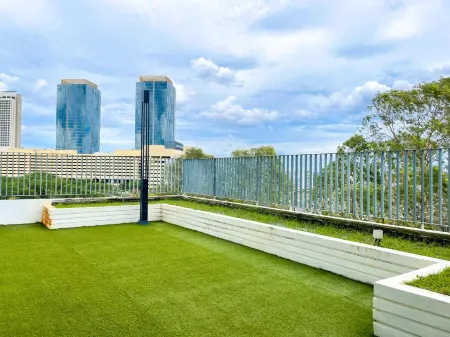 Midvalley Southkey Mosaic Suite by Nest Home Отели в г. Plentong