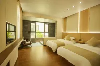 Shidian Yunsu Chinese Inn Hotels in Shidian