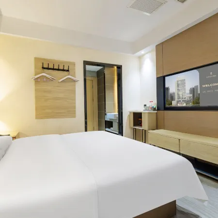 Yilong Anyun Hotel (Aksu Old Street Night Market) Hotels in Aksu