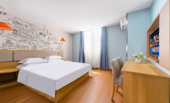 Zhuhai Guozi Dance Hotel (Wan Chai Port International Convention and Exhibition Centre Branch)