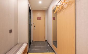 Shell Hotel (Shijiazhuang Zhengding International Airport)