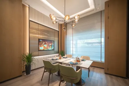 Holiday Inn Xuzhou Yunquan Отели рядом с достопримечательностью «Jiangsu Union Technical Institute Xuzhou Finance and Economics Branch»